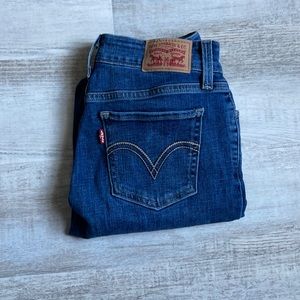 Levi jeans